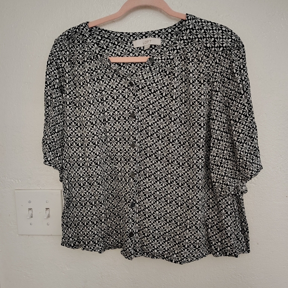 LOFT Other - LOFT Black and White Ruffled Blouse with Peter Pan Collar